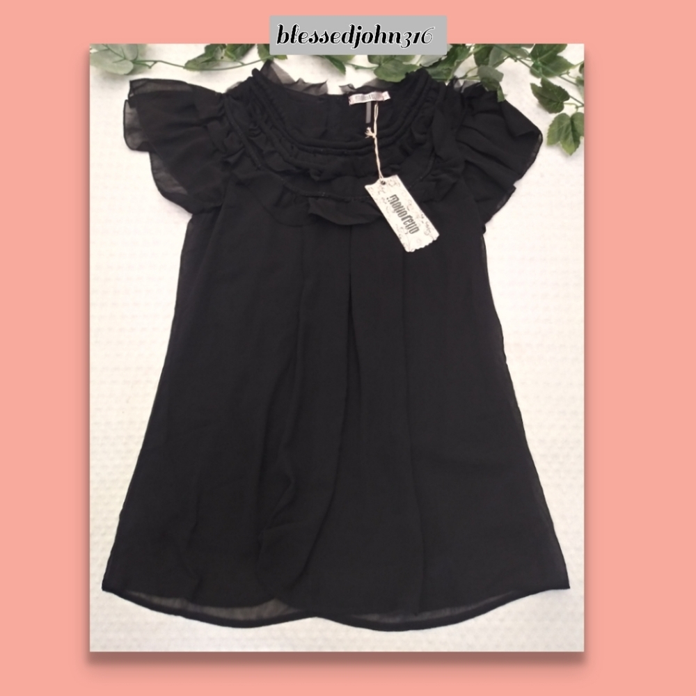 Monoreno Sleeveless Top NWT